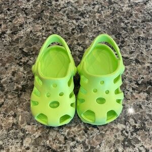 Bay Green Slip-On Shoes size 3 unisex